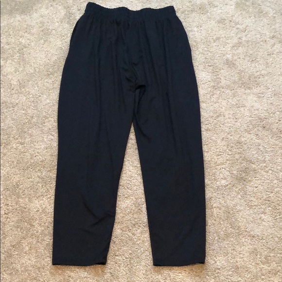 Nike Dri-fit joggers - Picture 2 of 3